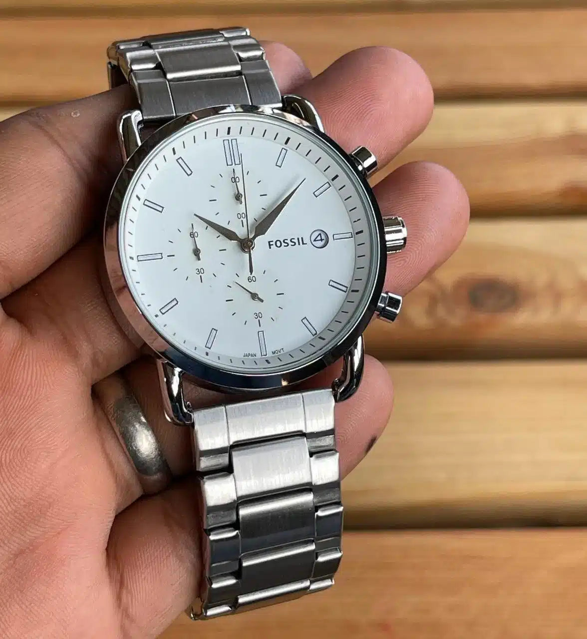 Branded New Minimalist Commuter Collection » Mega Fashion