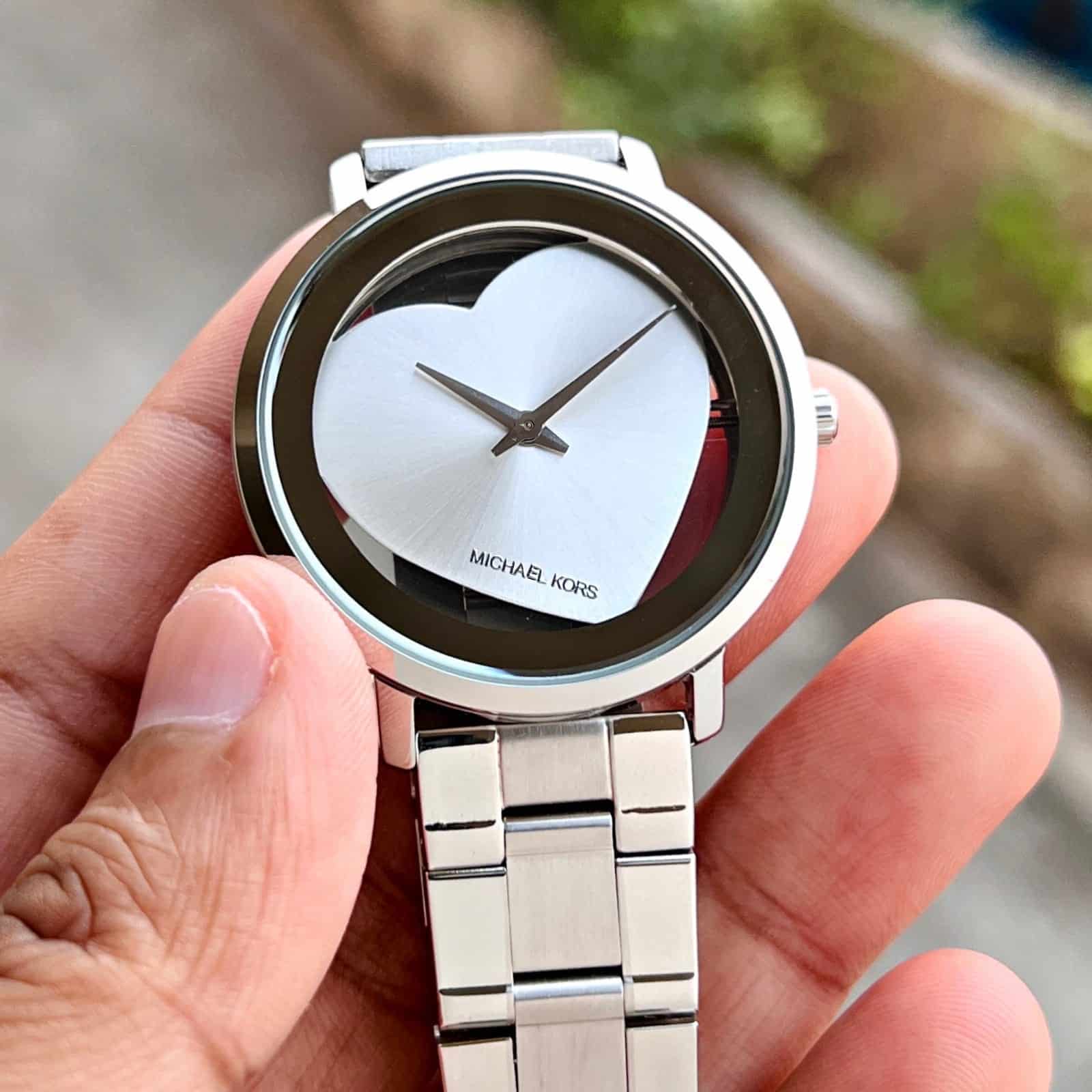 Michael Kors Jaryn White Collection