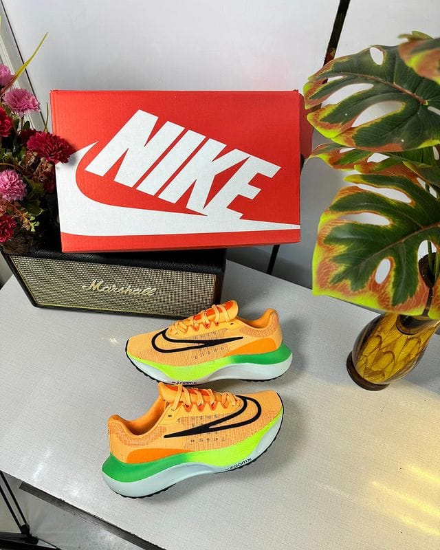 Nike Zoom Fly 5 Yellow Running Shoes