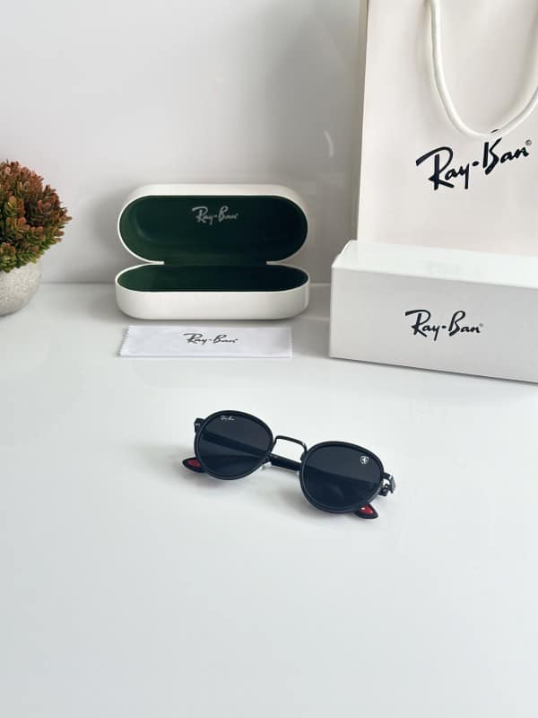 Classy Rayban Black Sunglasses