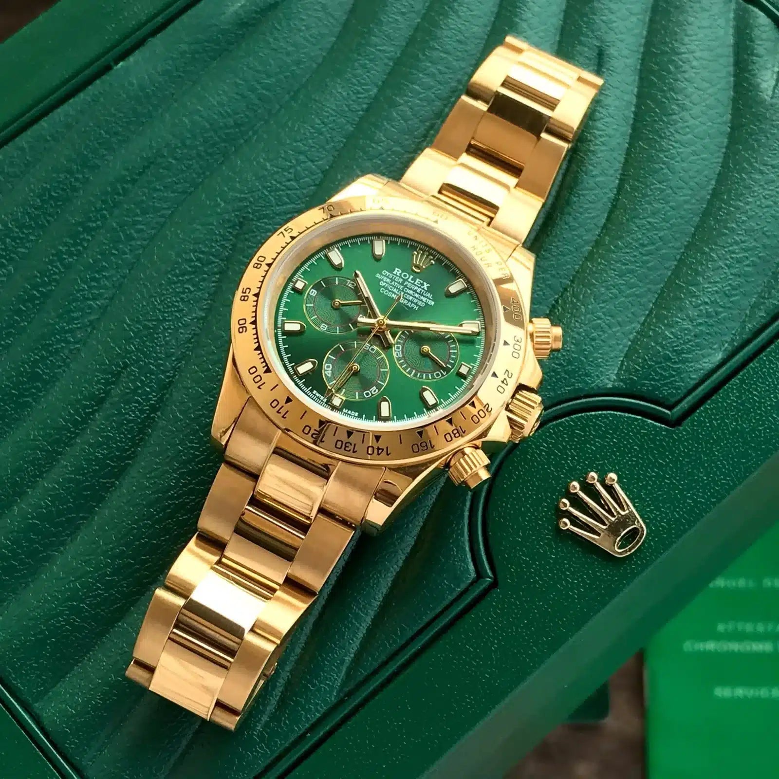 Stylish Rolex Oyster Watch