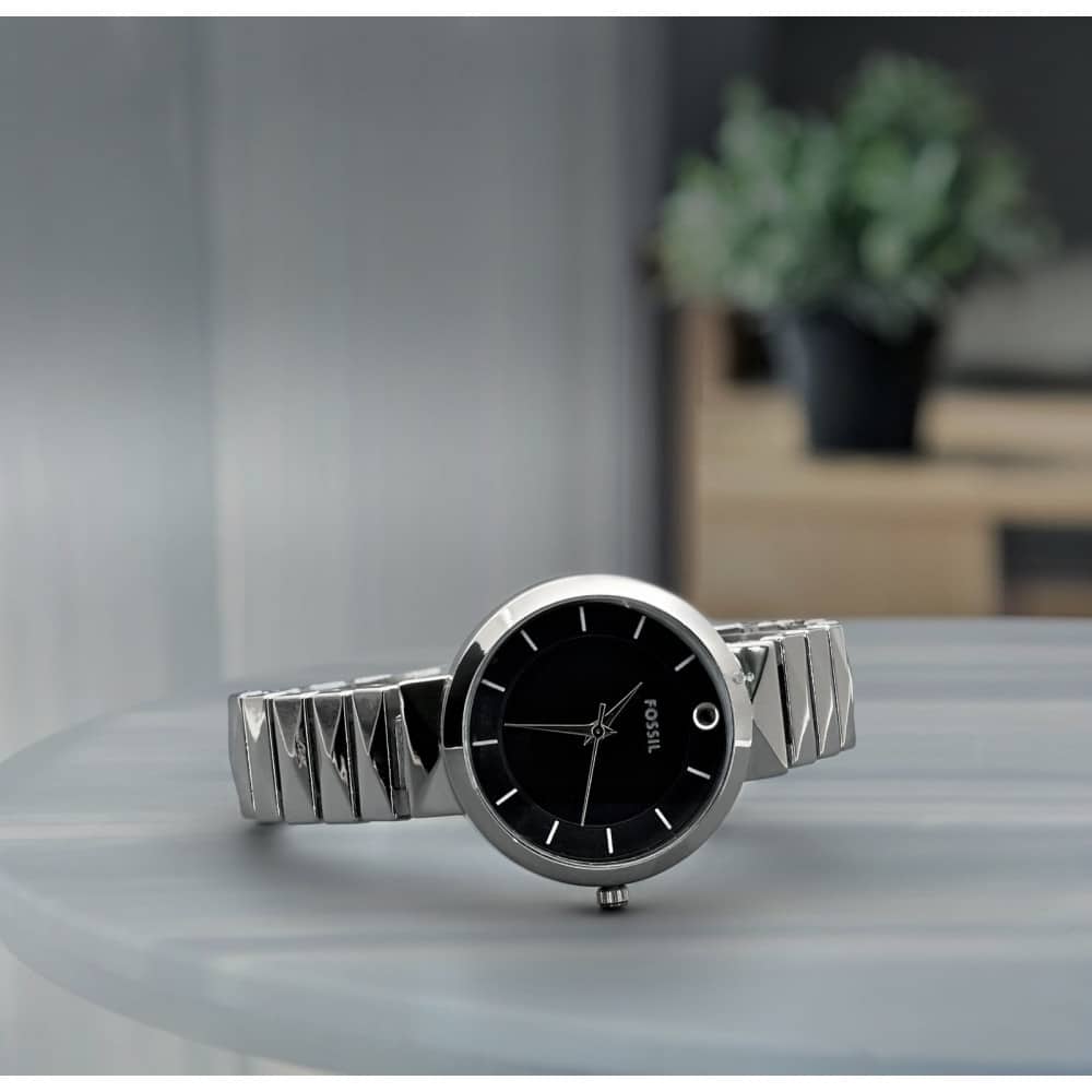 Premium Classic Style Slimmer Ladies Watch » Mega Fashion