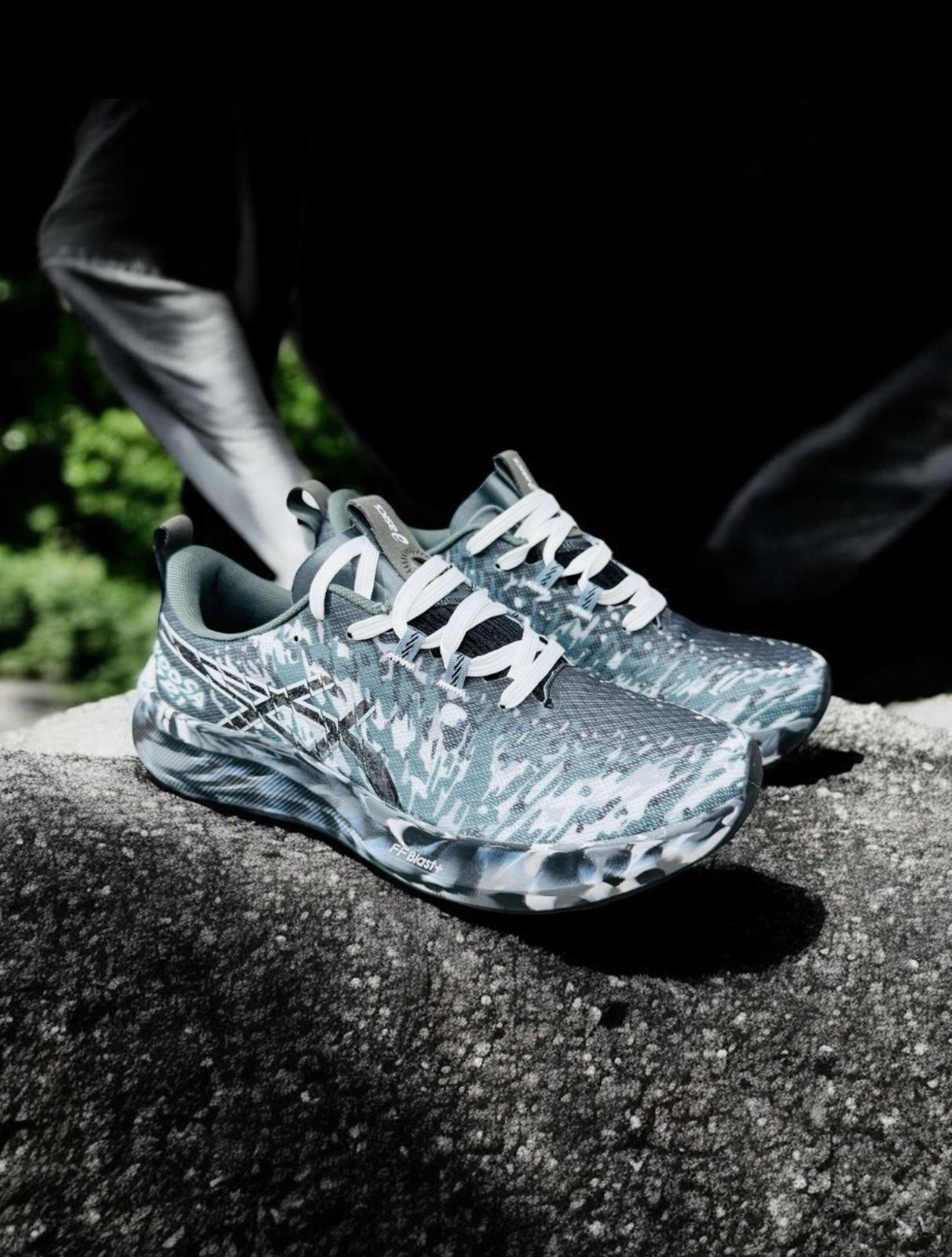 Asics Noosa Tri 16 Black Running Shoes