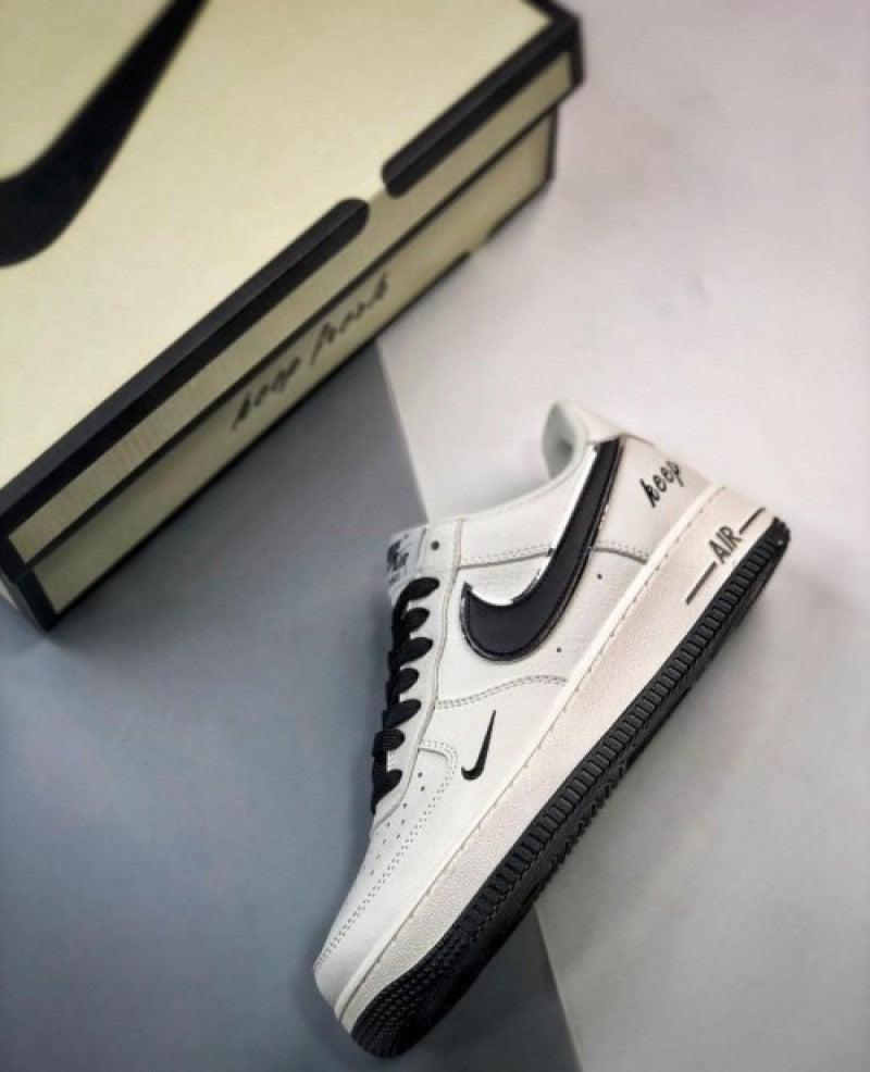 Airforce 1 Keep Fresh Sneakers