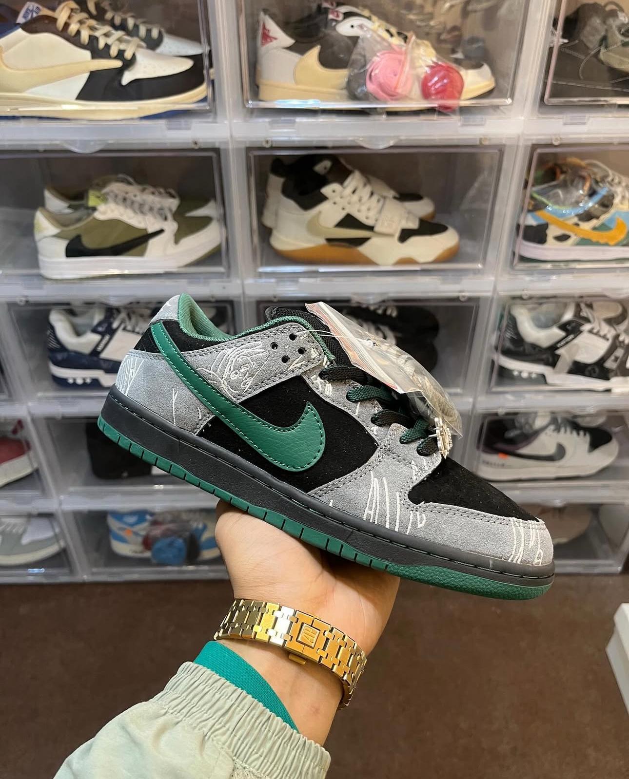 SB Dunk Skateboard