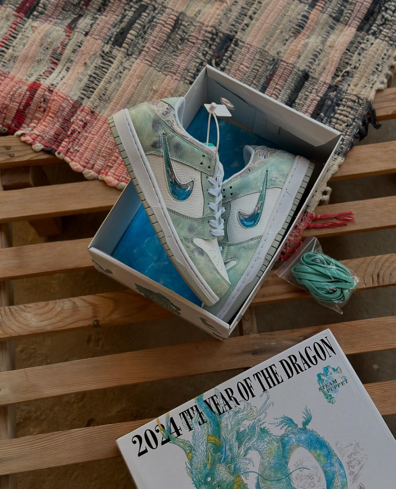 SB Dunk Year Of The Dragon