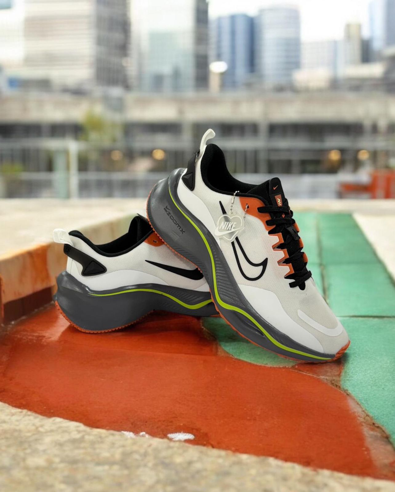 ZoomX Smile 2 Light Grey Running Shoes