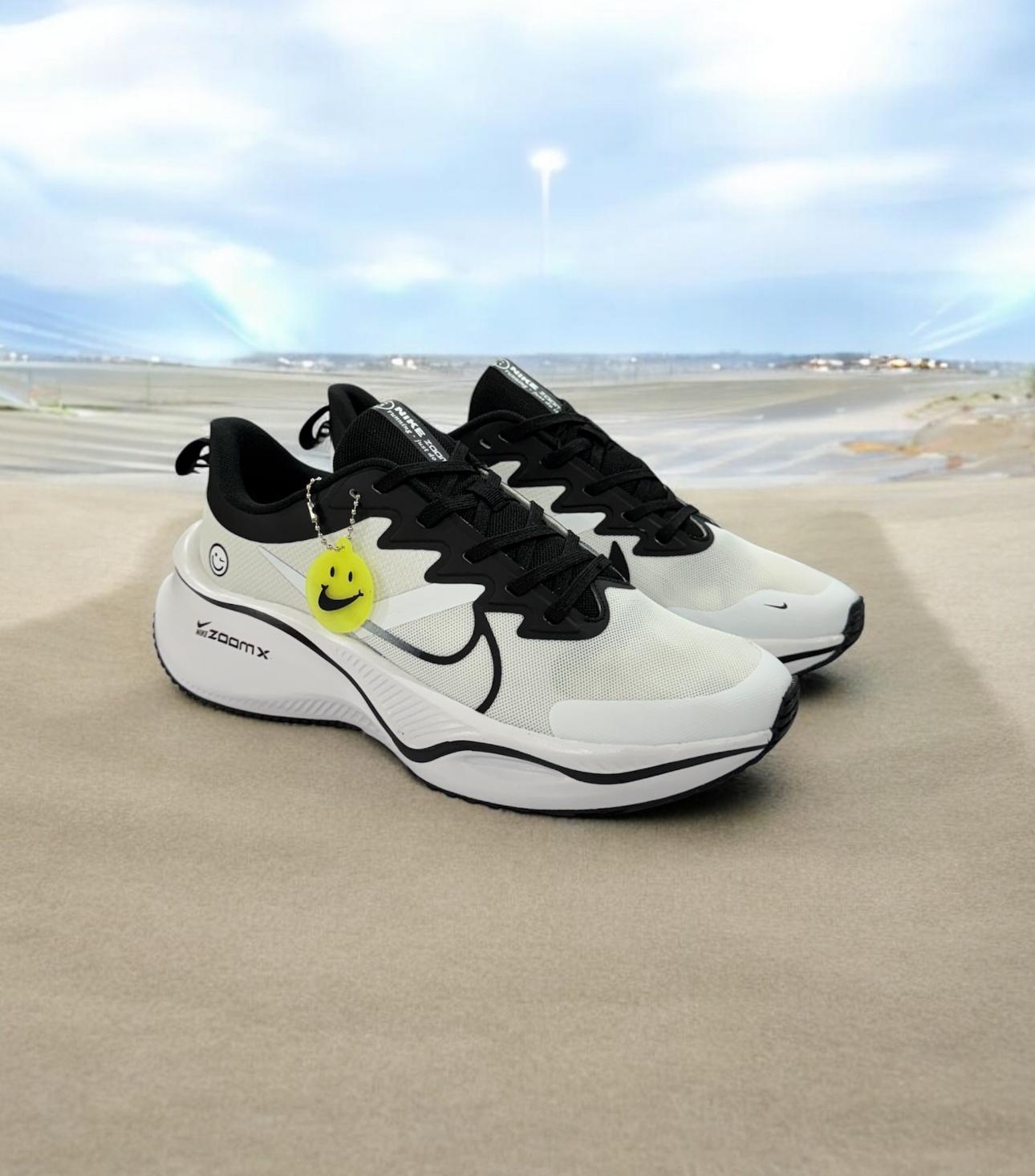 ZoomX Smile White Black Running Shoes