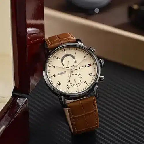 Stylish Tommy Hilfiger Watch For Men's