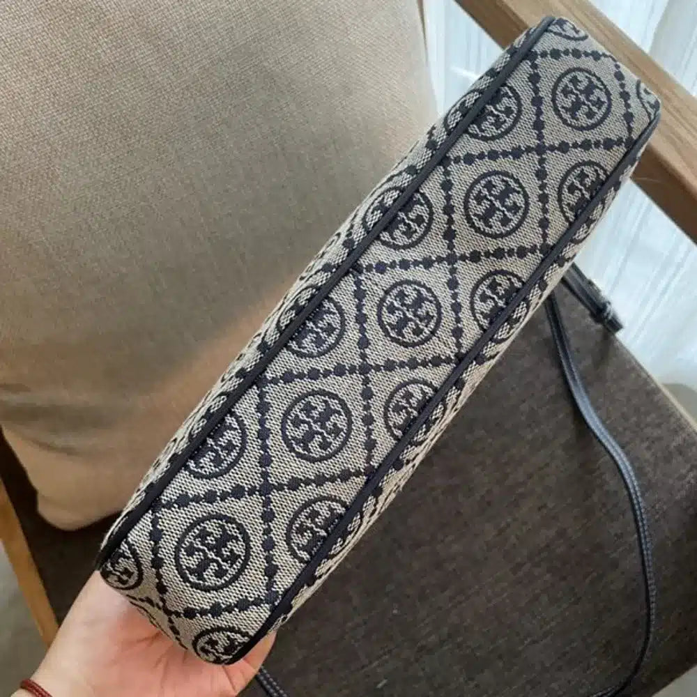 Classy Women’s Tory Burch Monogram Bag