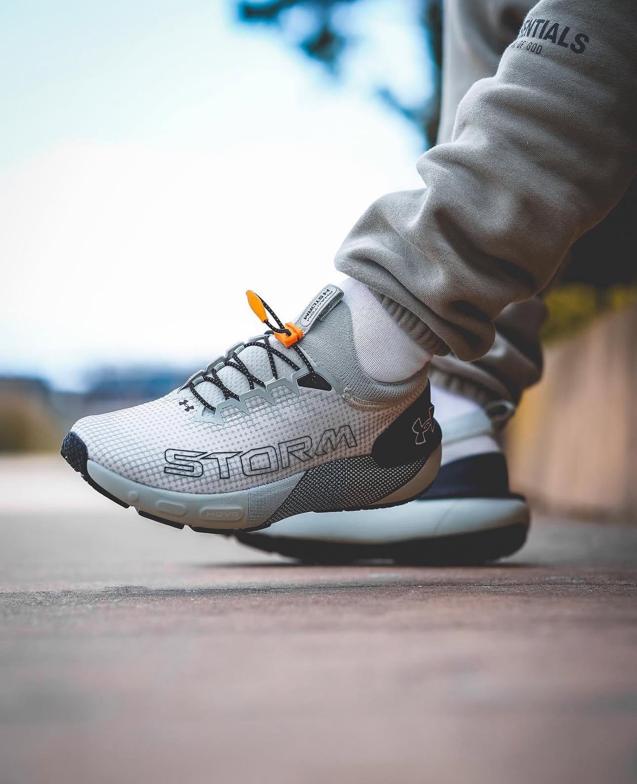 Under Armour HOVR Storm Grey