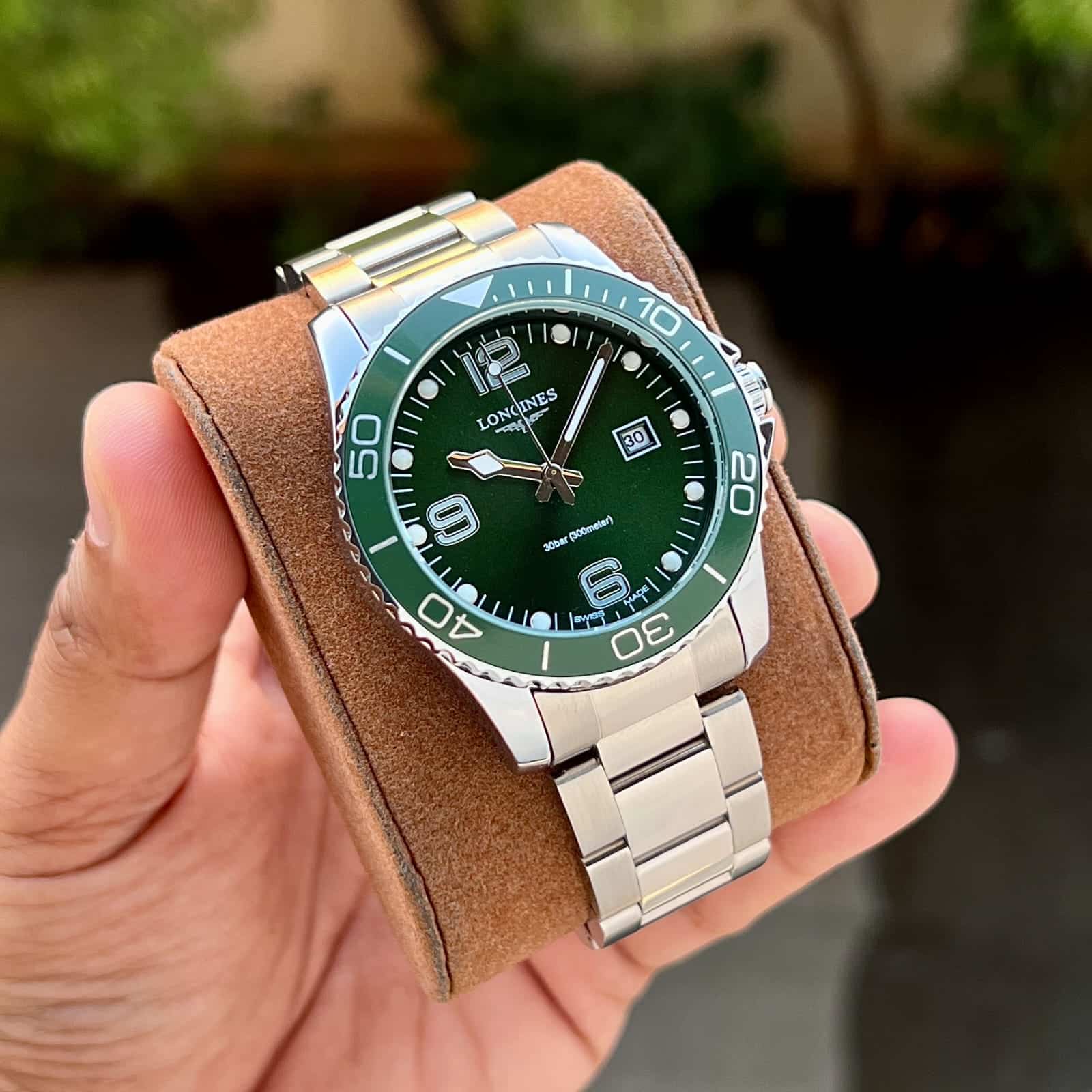 New Men's Machine Makes an Unforgettable Impression With Outfit » Mega Fashion