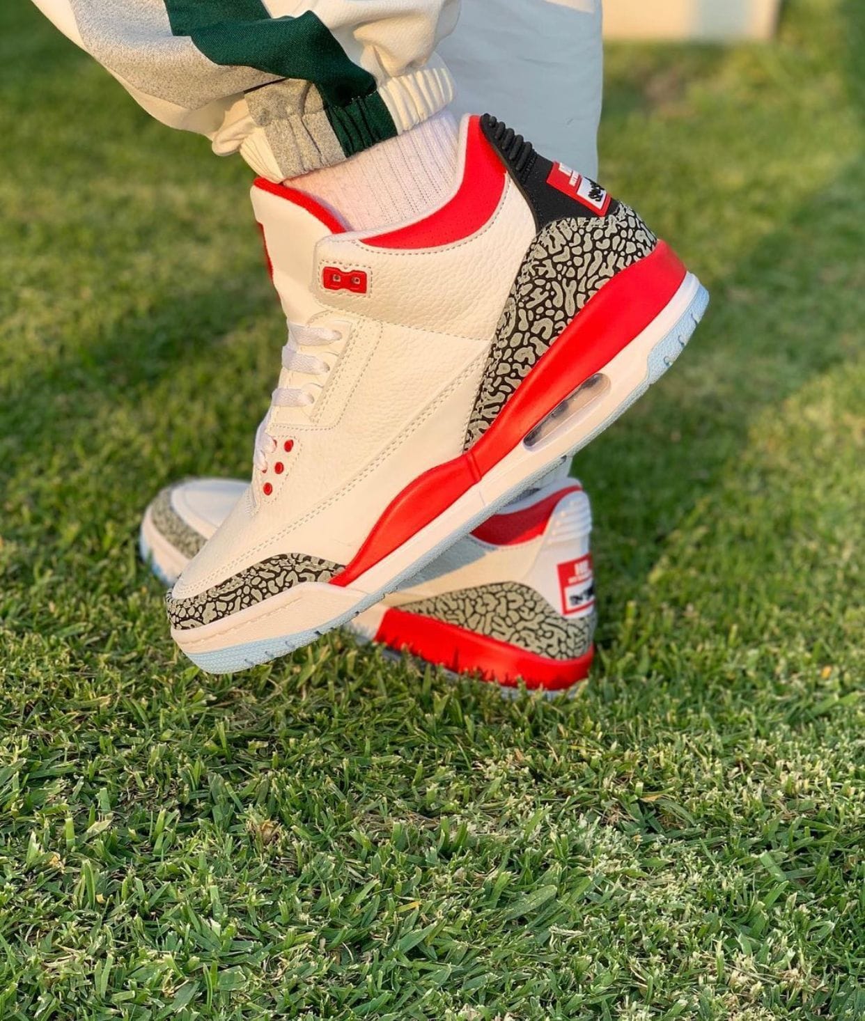 Nike Air Retro 3 White Red Sneakers