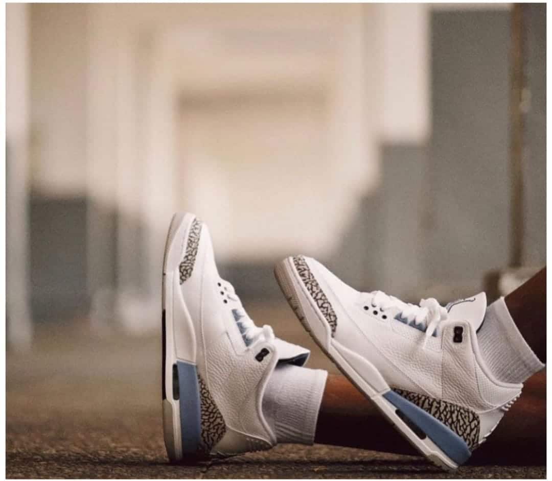 Nike Air Retro 3 Sky Sneakers