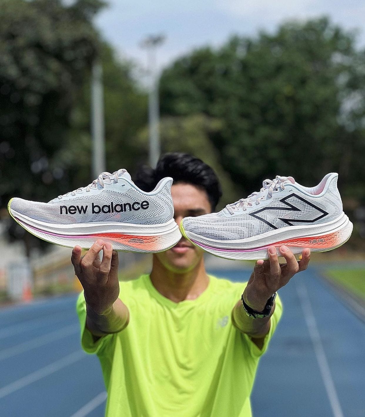 New Balance Fuelcell Supercomp Trainer V2 White Running Shoes