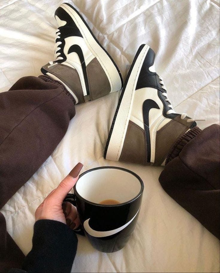 Nike Air 1 Mocha Long Sneakers