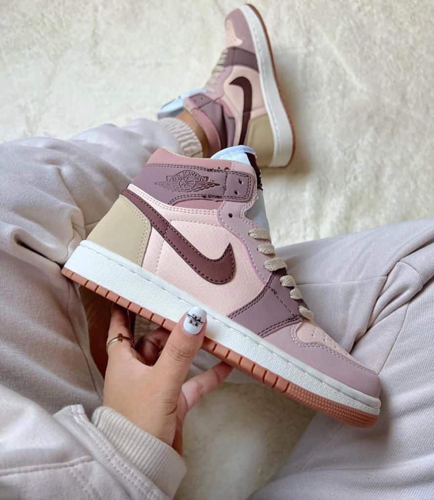 Nike Air 1 Tan Red Long Sneakers