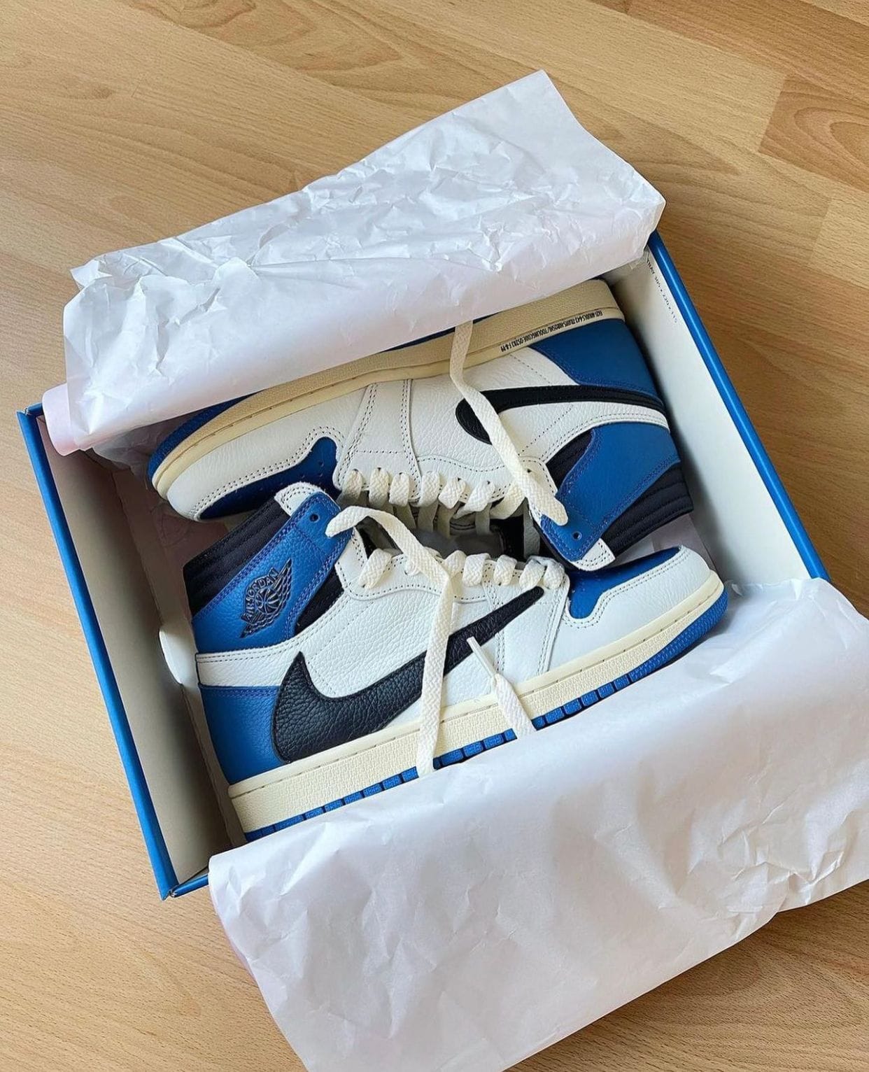 Nike Air 1 Travis Scott Sneakers