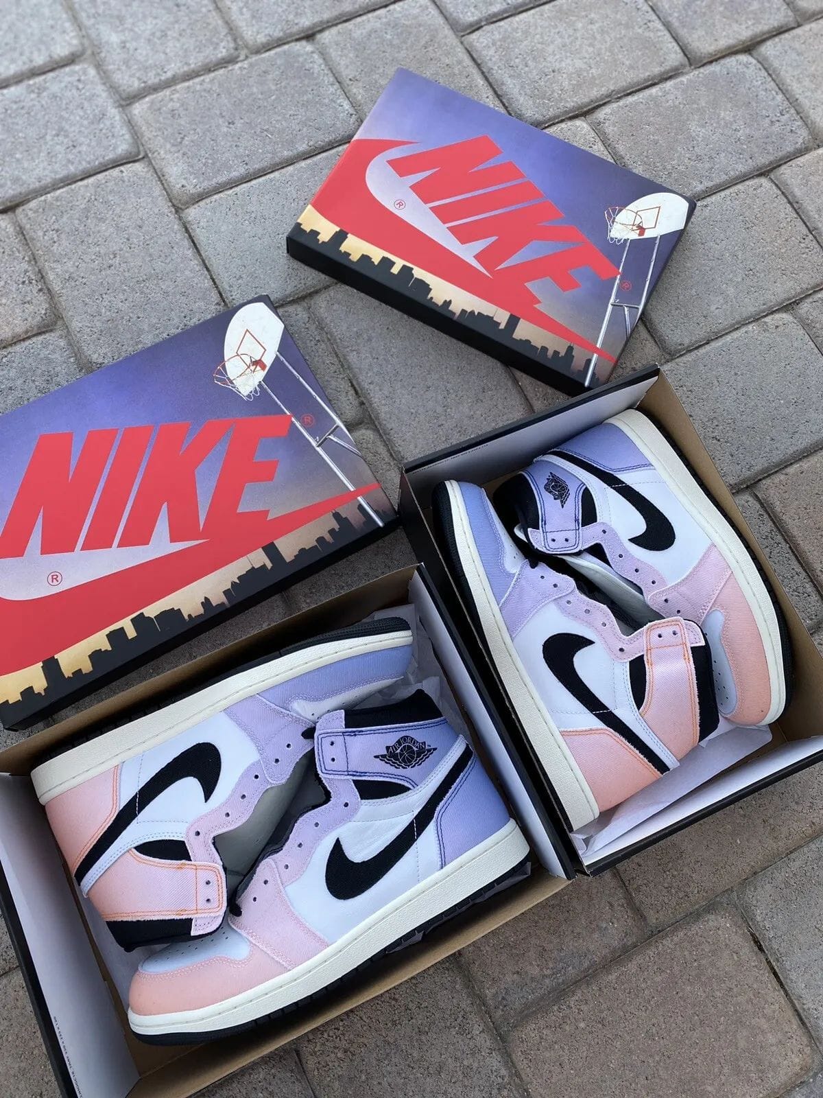 Nike Air 1 Nyc To Paris Sneakers
