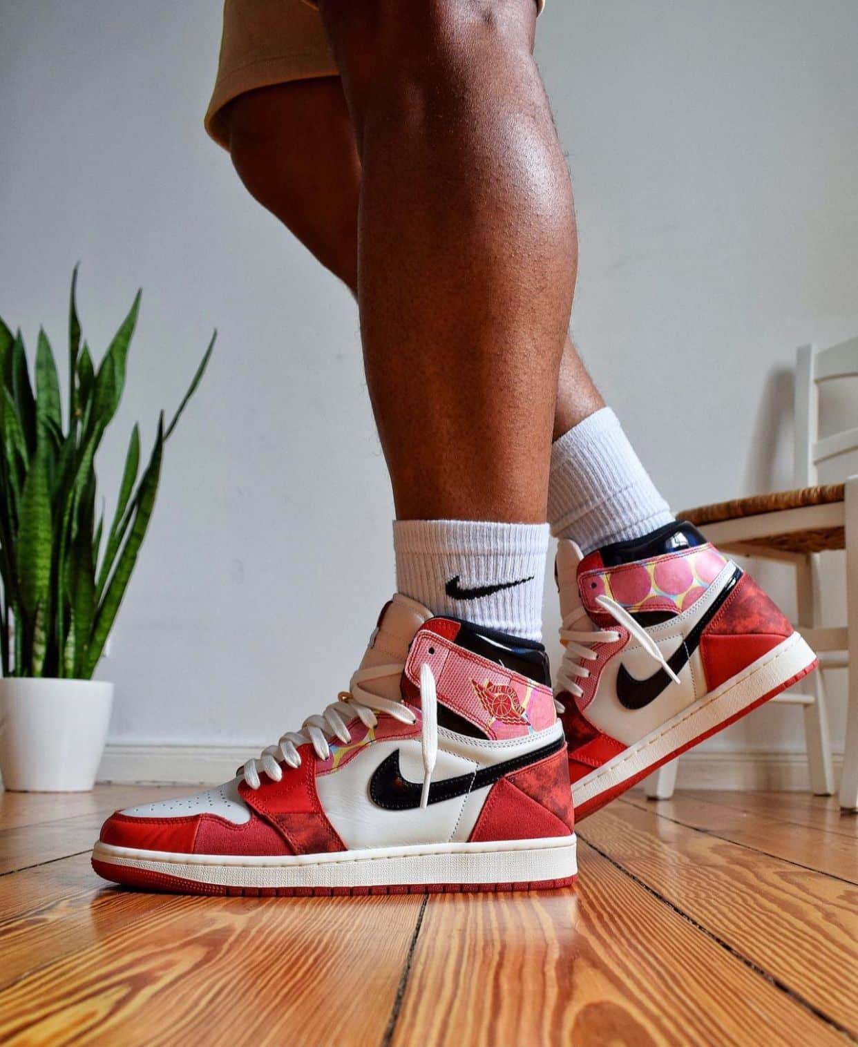 Nike Retro 1 Spider Man Long Sneakers