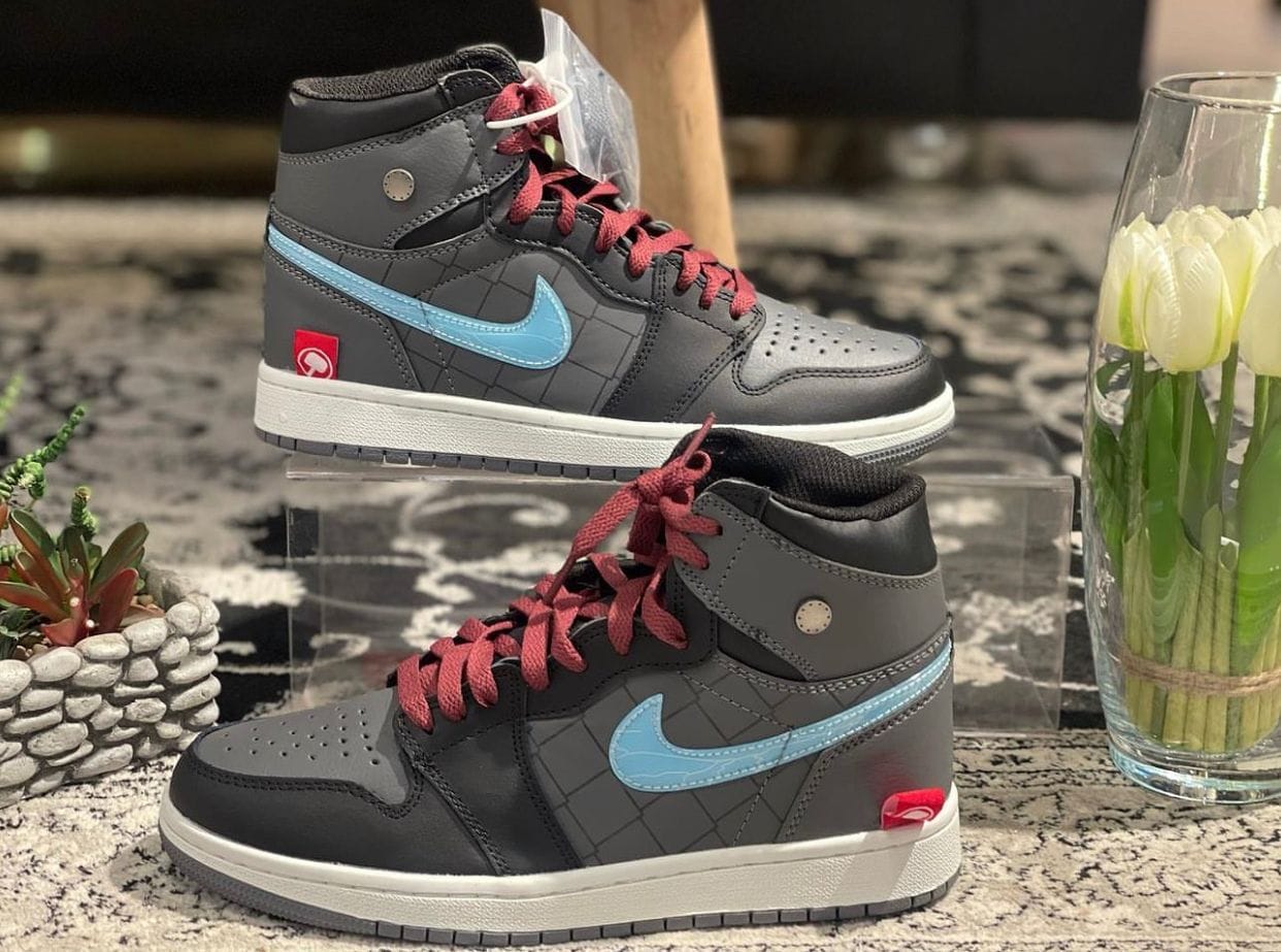 Nike Retro 1 Thor Long Sneakers