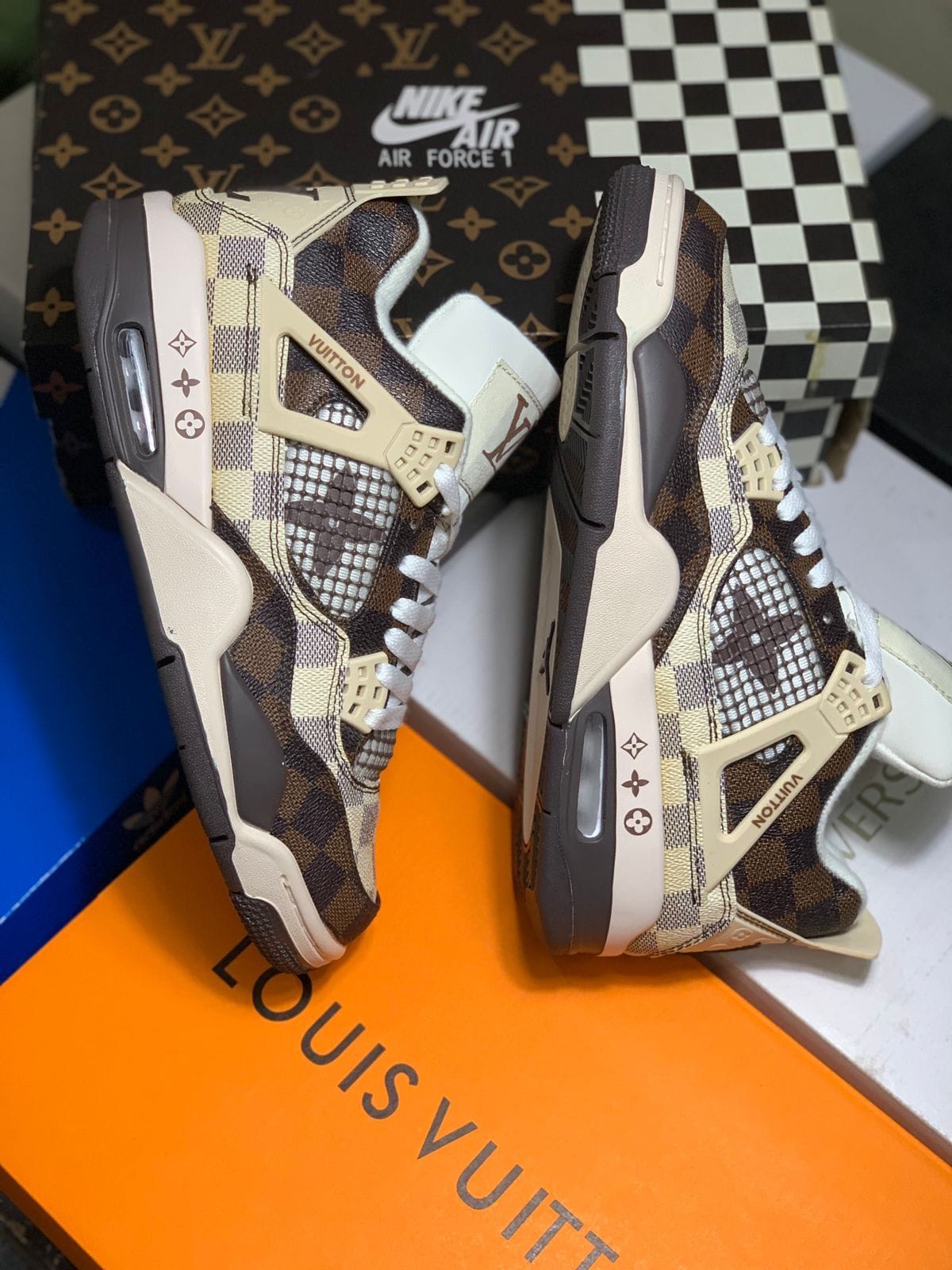 Nike Retro 4 Louis Vuitton Sneakers