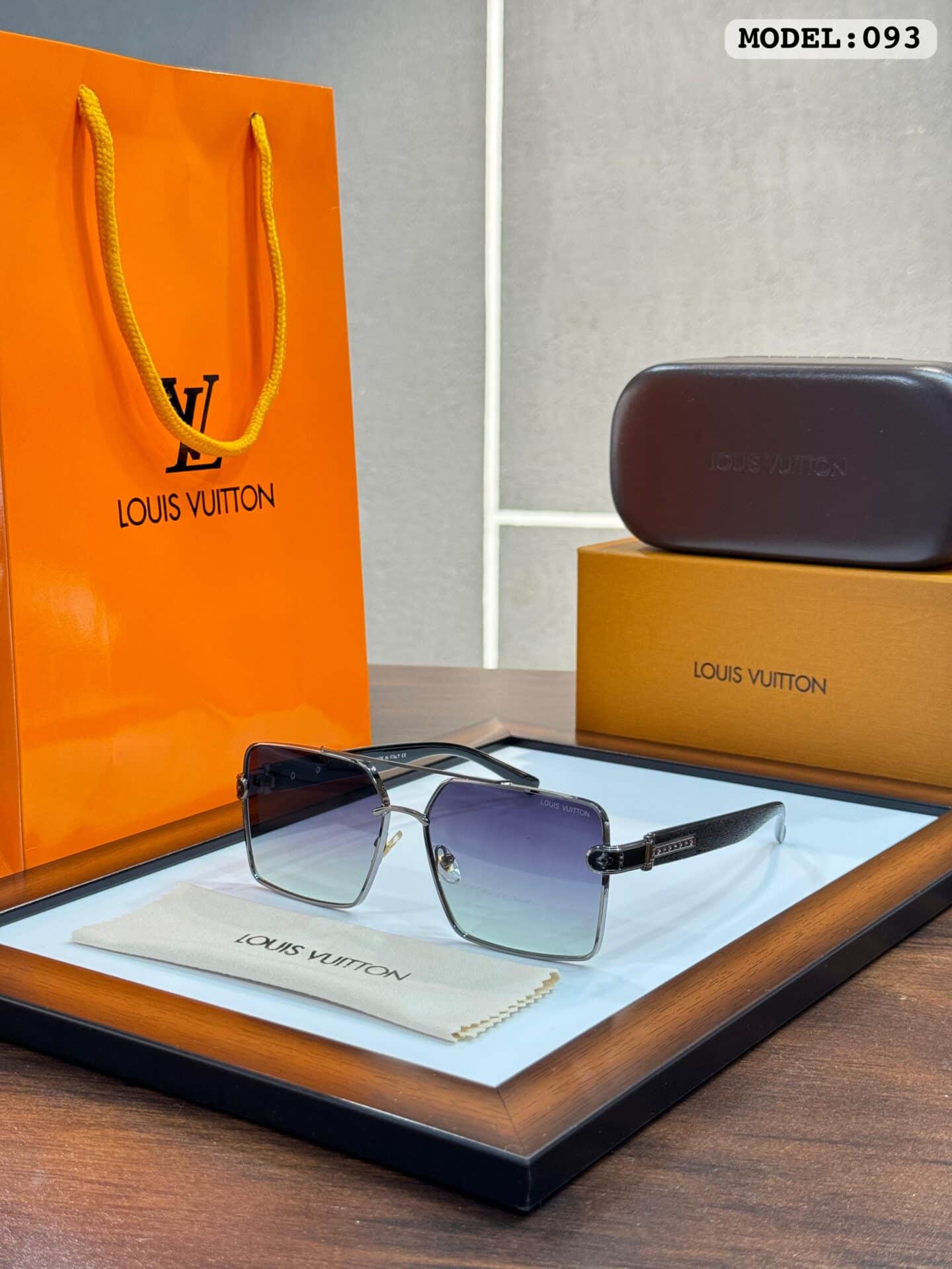 Louis Vuitton 093 Gun Green Sunglasses