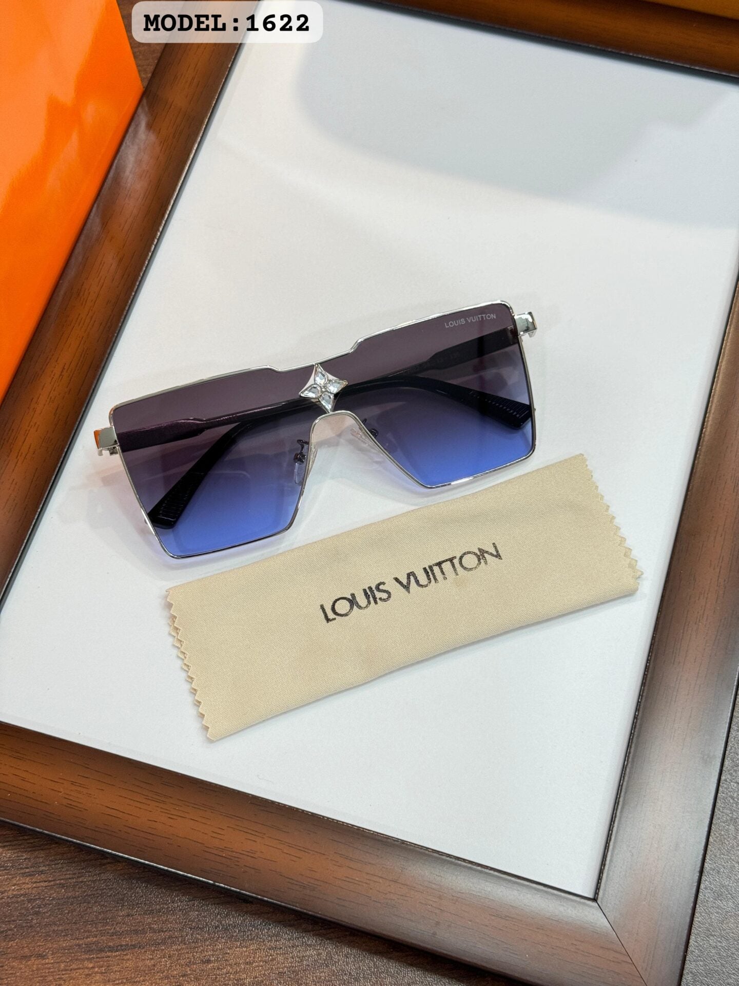 Louis Vuitton 1622 Silver Blue Sunglasses