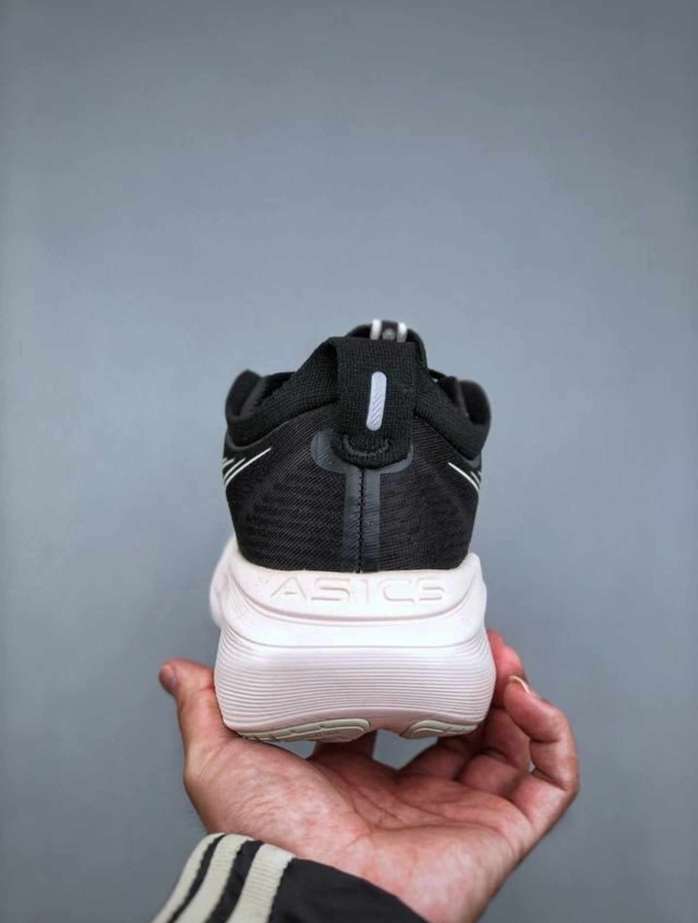 Asics Gel-Nimbus 27 Black White Running Shoes