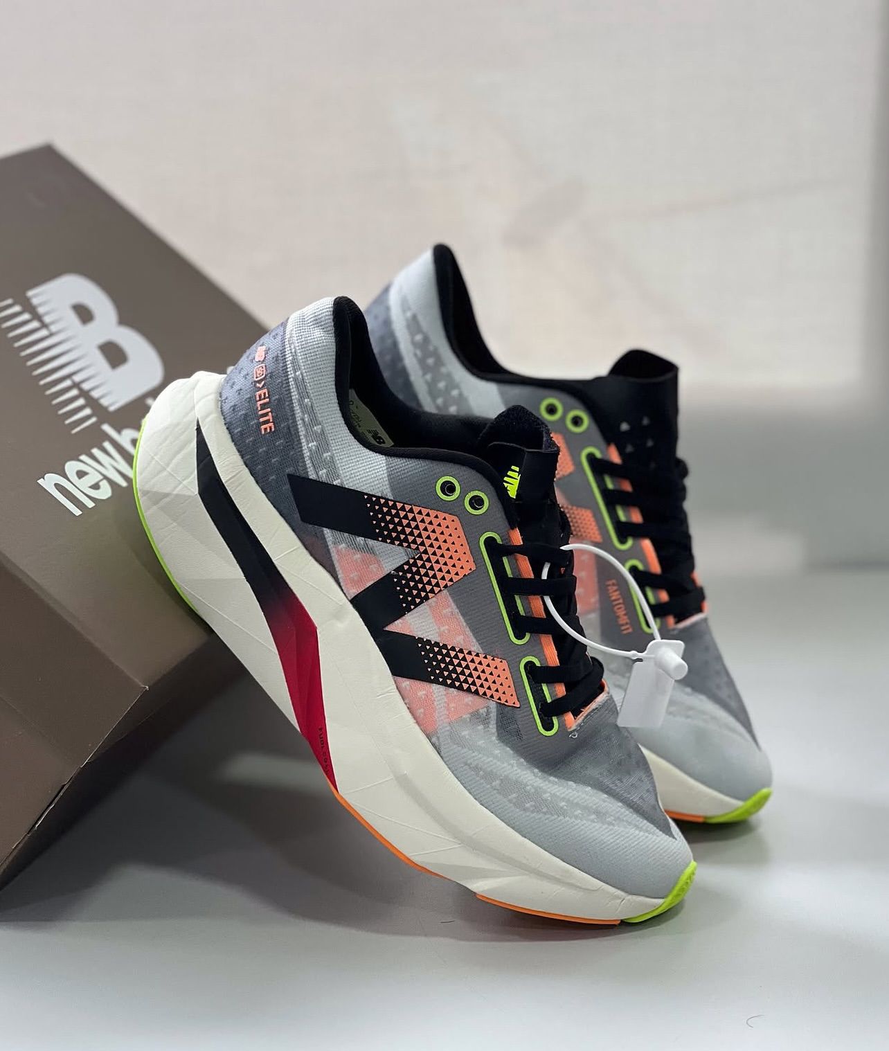 New Balance Fuelcell Sc Elite V4 Running Shoes