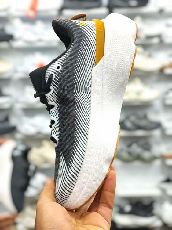 Under Armour Infinite Pro Black White Running Shoes