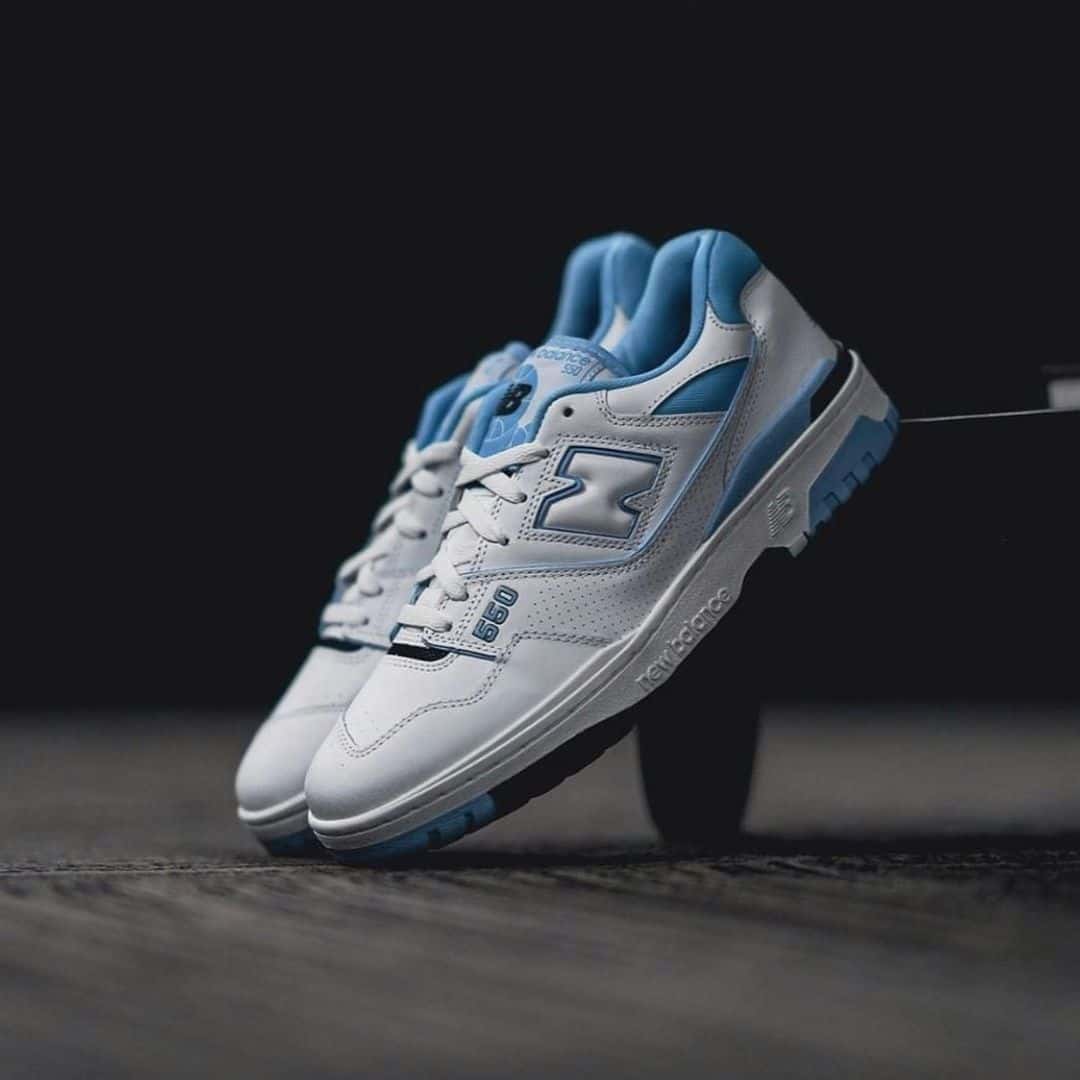 New Balance 550 Sky Sneakers