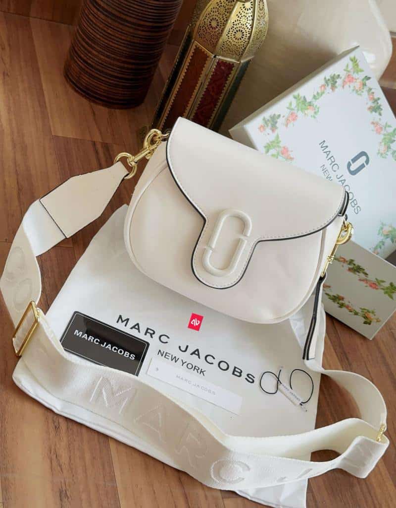 Marc Jacob Handbag White The Small Saddle Bag (With Box)