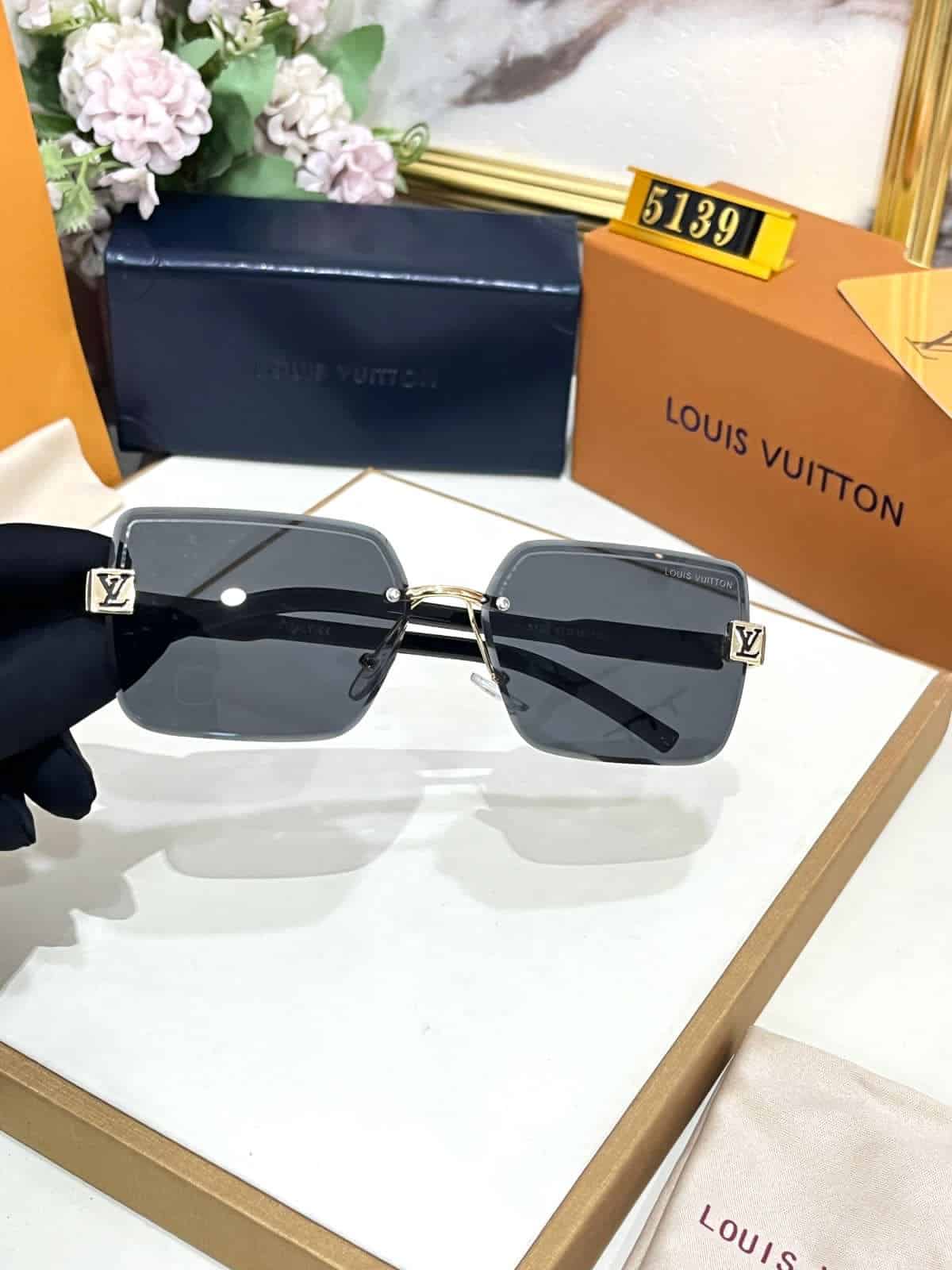 Louis Vuitton Sunglasses Frameless For Men Black