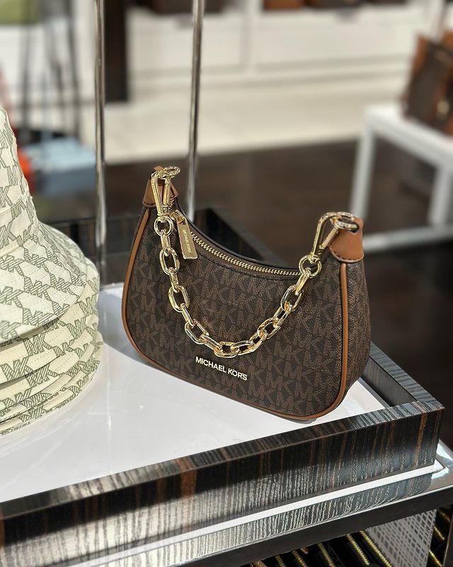 Michael Kors Jet Set Brown Charm Pochette With Box