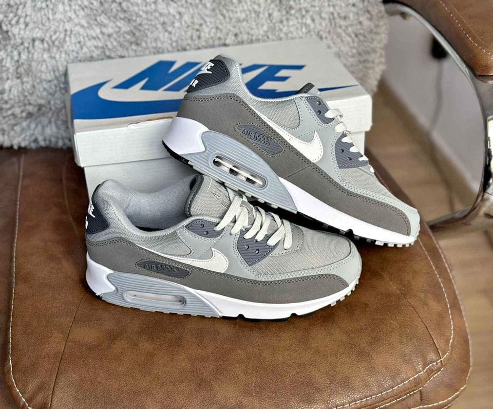 Nike Airmax 90 Grey Running Shoes