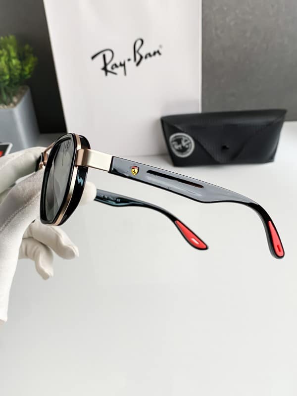 Classy Rayban Gold Sunglasses