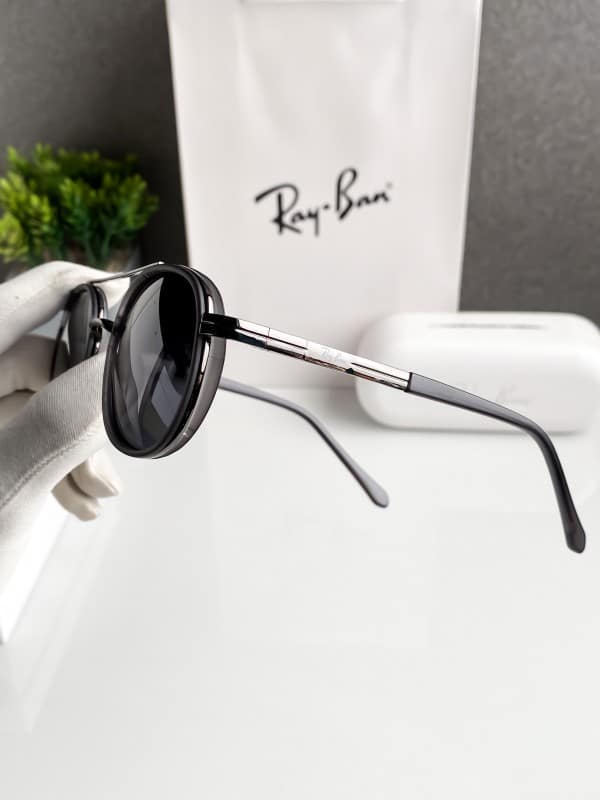 Classy Rayban Sunglasses