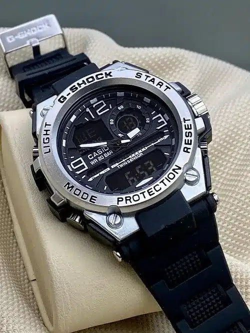 G-Shock Analog-Digital Black Silver Watch
