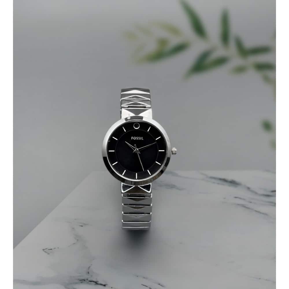 Premium Classic Style Slimmer Ladies Watch » Mega Fashion