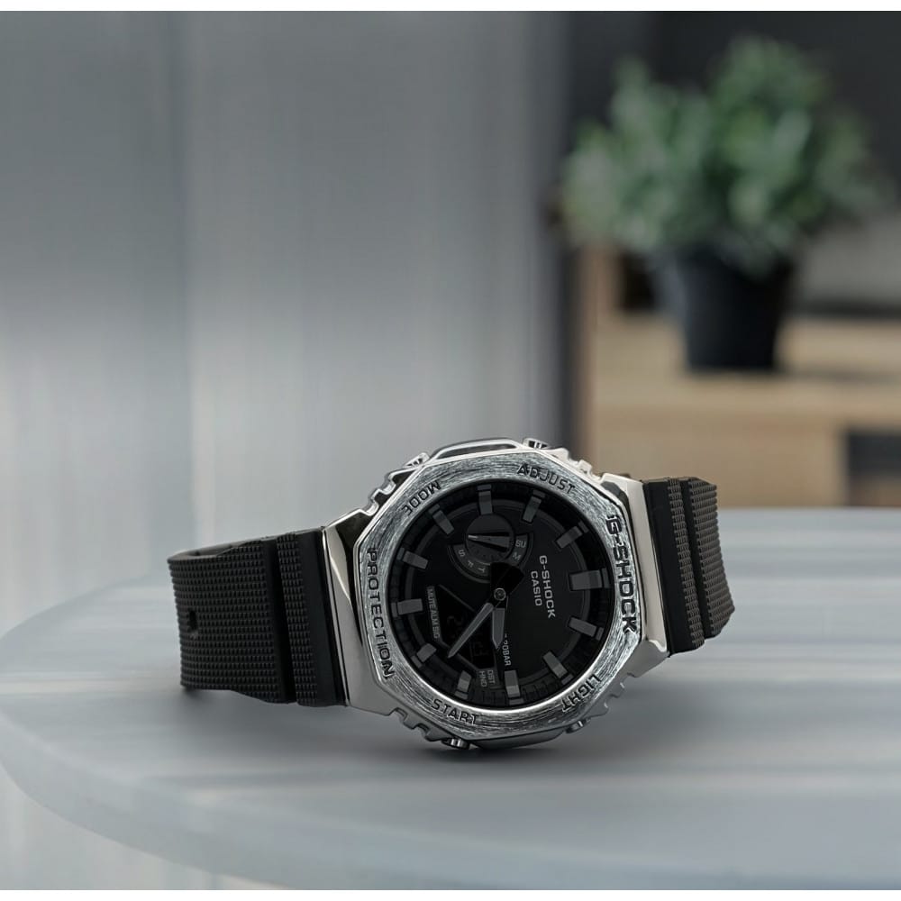 Premium Metal-Clad Octagonal On Iconic Design » Mega Fashion