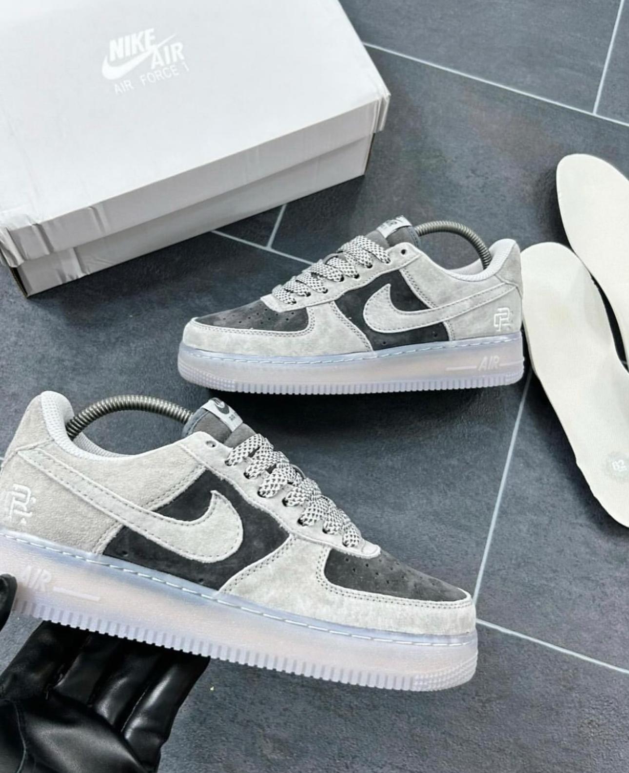 Nike Airforce 1 Grey Sneakers