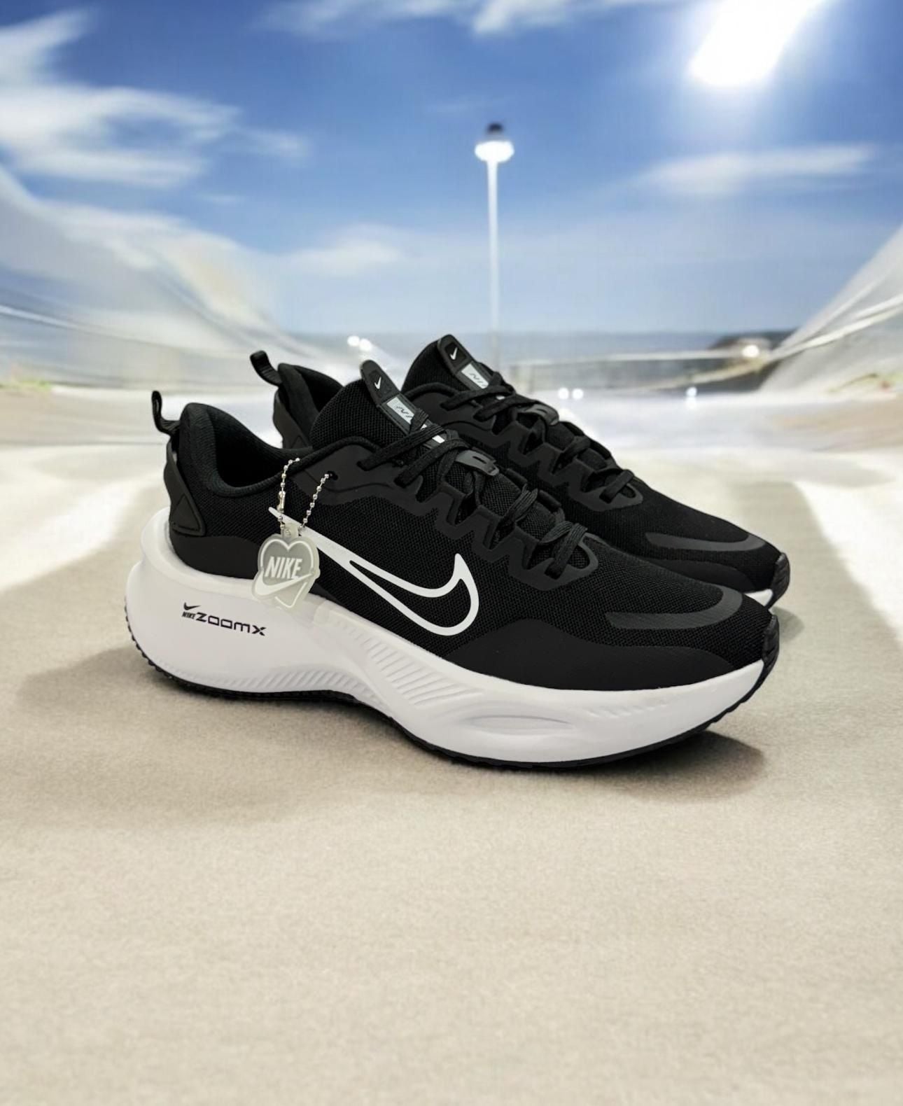 ZoomX Smile 2 Black White Running Shoes