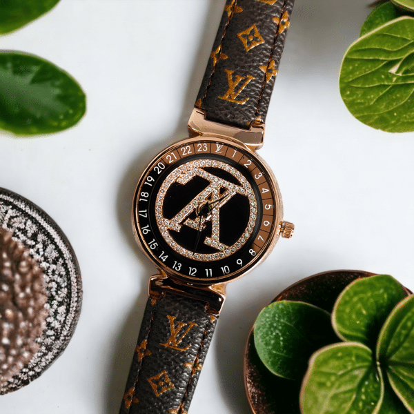 Women Louis Vuitton Watch Round Dial