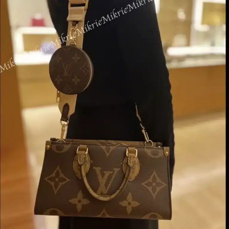 Classy LV Handbag For Women
