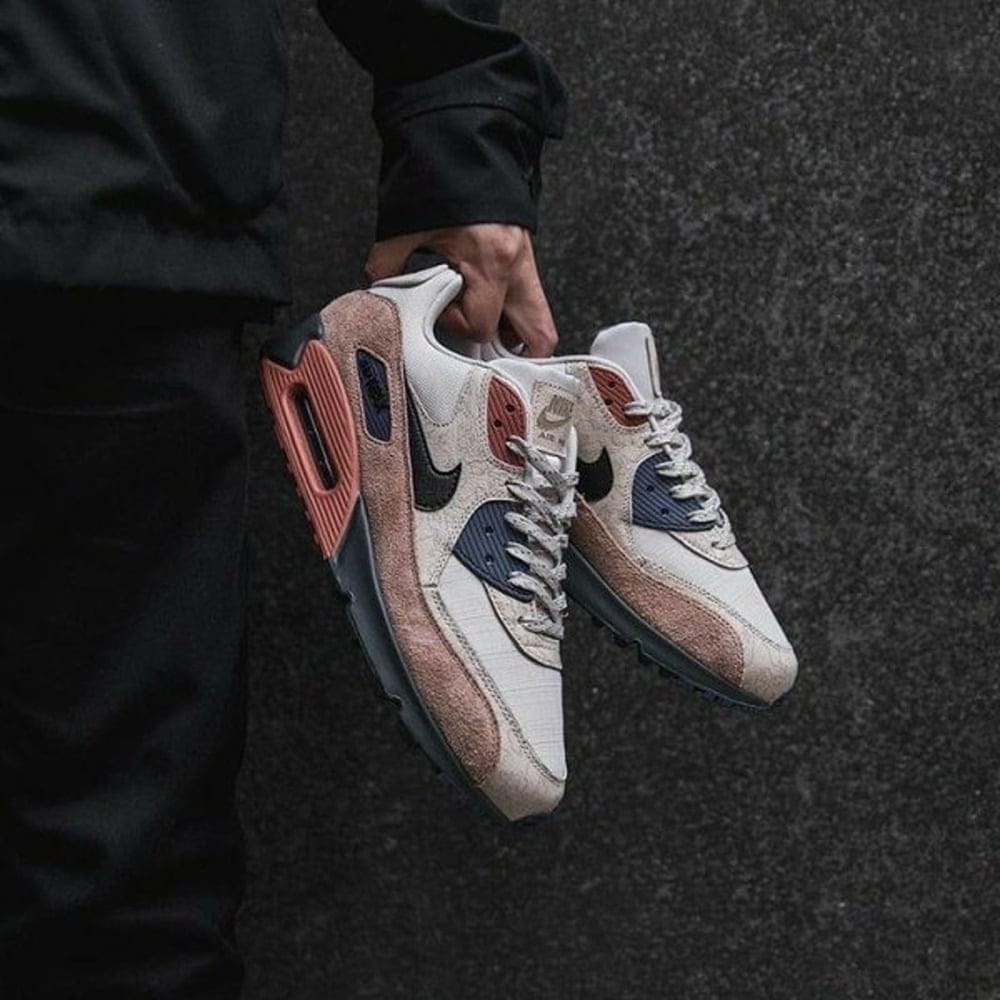 Nike Airmax 90 Light Pink Running Shoes
