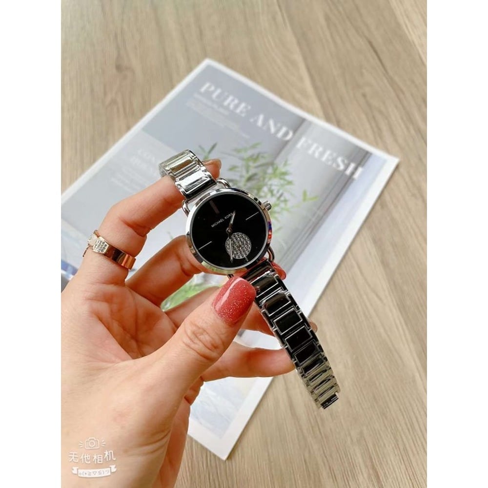 Michael Kors Watch Round Dial For Women