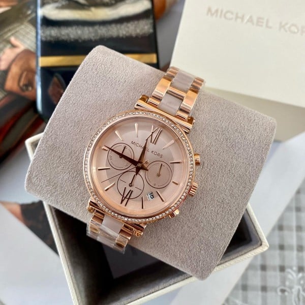 Michael Kors Watch Special For Women