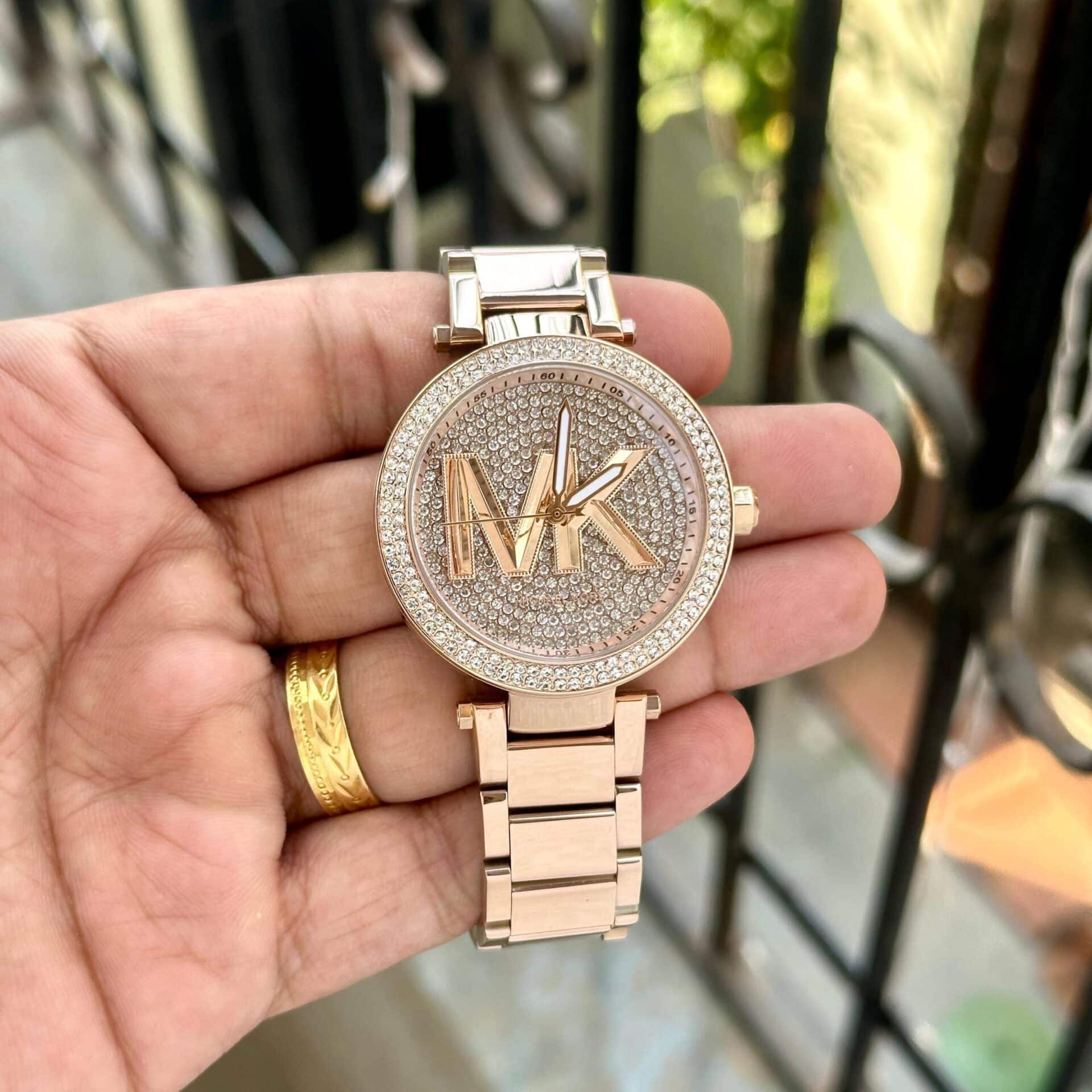 Michael Kors Logo Rose Dial
