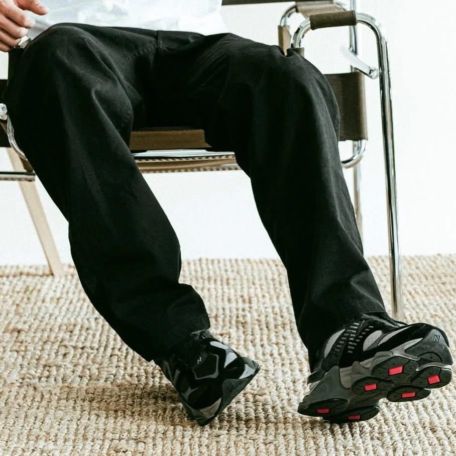 New Balance 9060 Dark